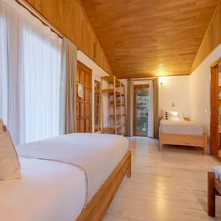 Etenna Beach Bungalows Bed & Breakfast 3*