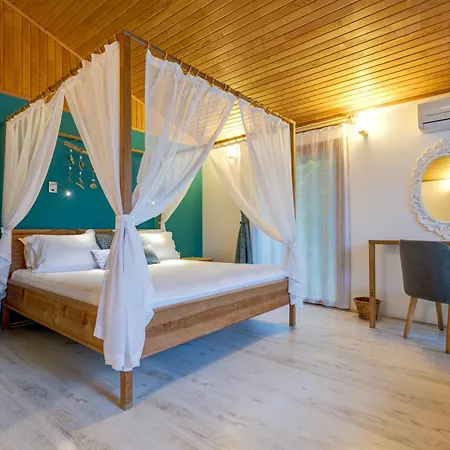 Etenna Beach Bungalows Bed & Breakfast Cirali