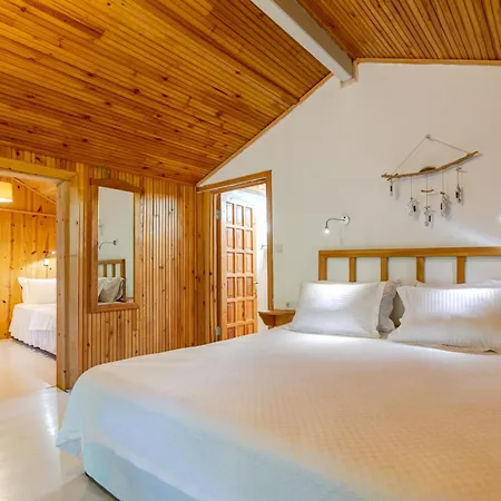 Etenna Beach Bungalows Bed & Breakfast
