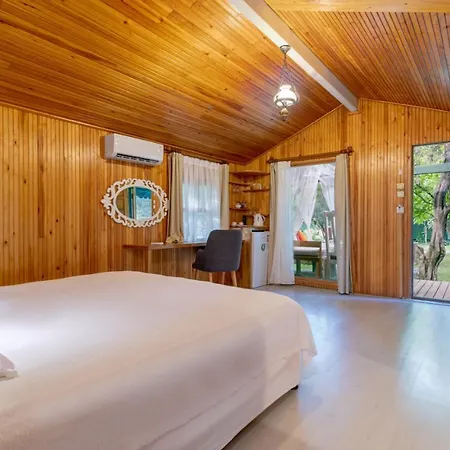 Etenna Beach Bungalows 3*