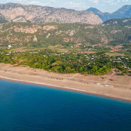 Bed & Breakfast Etenna Beach Bungalows